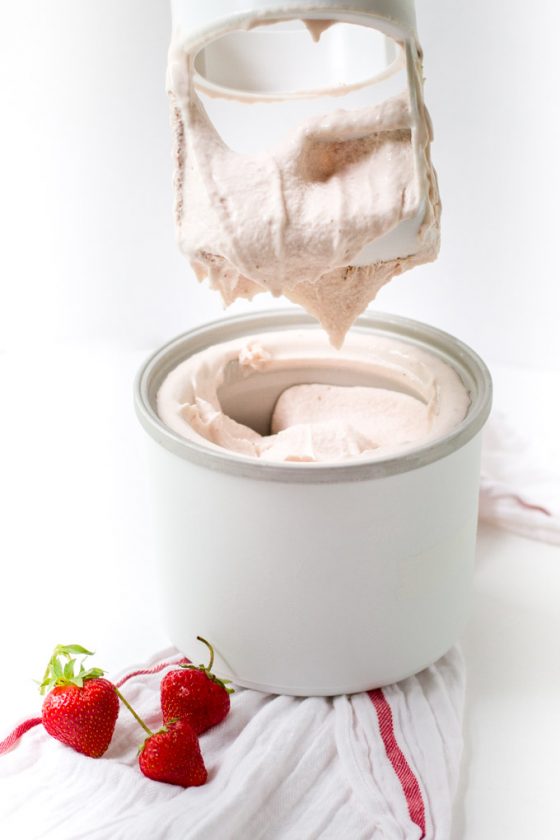 Roasted strawberry and buttermilk ice cream recipe. Delicate aroma of the roasted strawberries combined with the tartness of buttermilk and sourness of the lemon, plus the fragrance from the lemon zest takes the strawberry ice cream to a whole new level. VERY delicious summer ice cream!