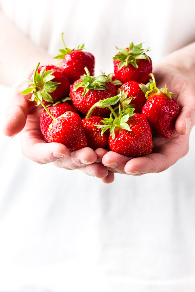 Roasted strawberry and buttermilk ice cream | The Pure Taste