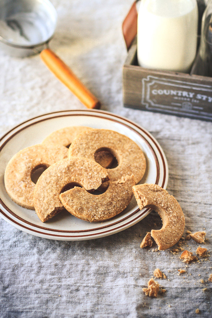 Swedish Whole Wheat Butter Cookies recipe to cheer you up during cold and dark winter days. Healthier option to enjoy, and fun idea for the cookie swap. Grab a glass of milk, get comfy and fall in love with Swedish baking.