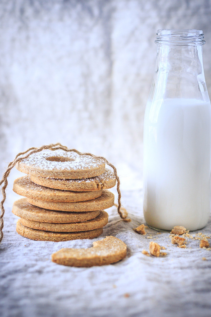 Swedish Whole Wheat Butter Cookies | The Pure Taste