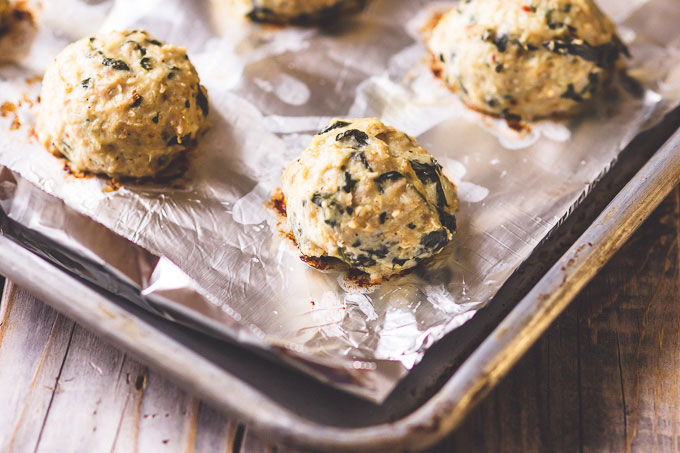 Light and Healthy Chicken meatball soup recipe to warm and soothe your soul during cold winter days. Lemon and oatmeal in this soup adds additional health benefit. Enjoy this aromatic and comfy soup.