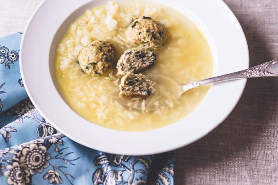 Light and Healthy Chicken meatball soup recipe to warm and soothe your soul during cold winter days. Lemon and oatmeal in this soup adds additional health benefit. Enjoy this aromatic and comfy soup.