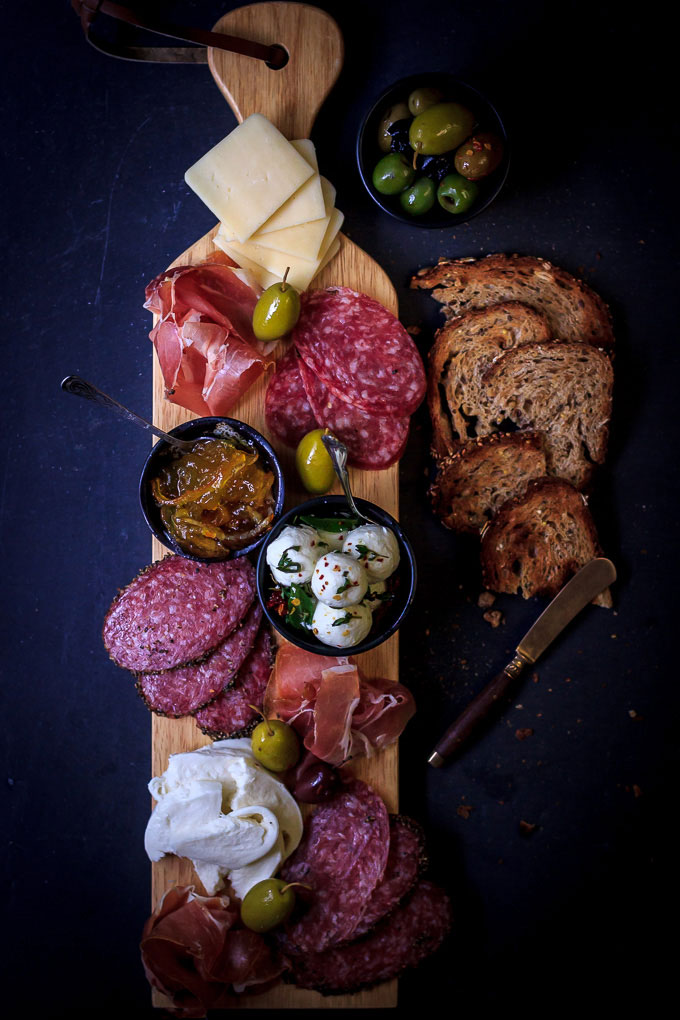 How to Make Perfect Antipasto Platter for Valentine’s Day