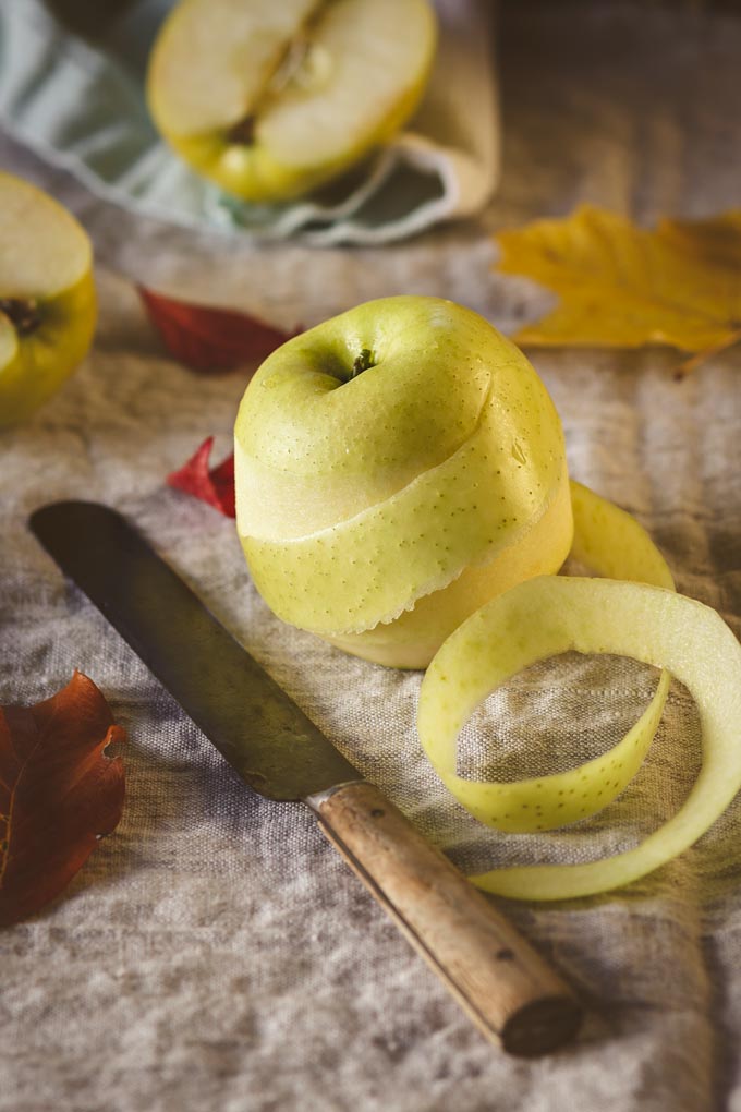 This Classic French Apple Tarte Tatin recipe is a pure pleasure to enjoy during apple season. Despite the scary name it is very easy to make, requires only one pan, simple ingredients and a tiny portion of your day. Enjoy this golden caramelized treat with the fragrant vanilla bean ice cream. #apple #tartetatin #appledessert