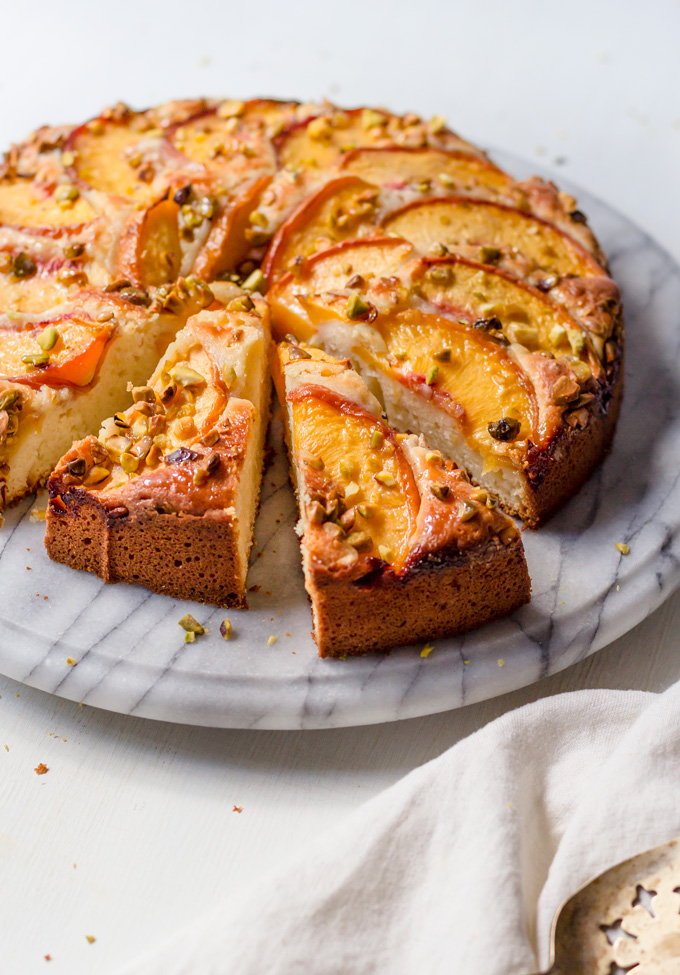 Fresh Peach Cake Recipe (Quick and Easy)